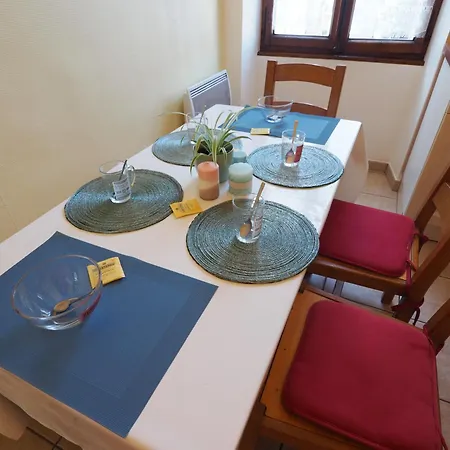 21 Rue De La Paix , Proche Et Vieille * Annecy